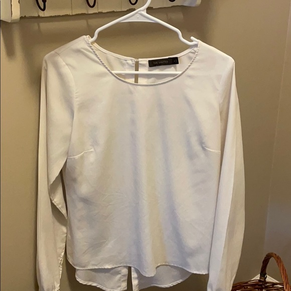 Cream colored blouse - Picture 1 of 3